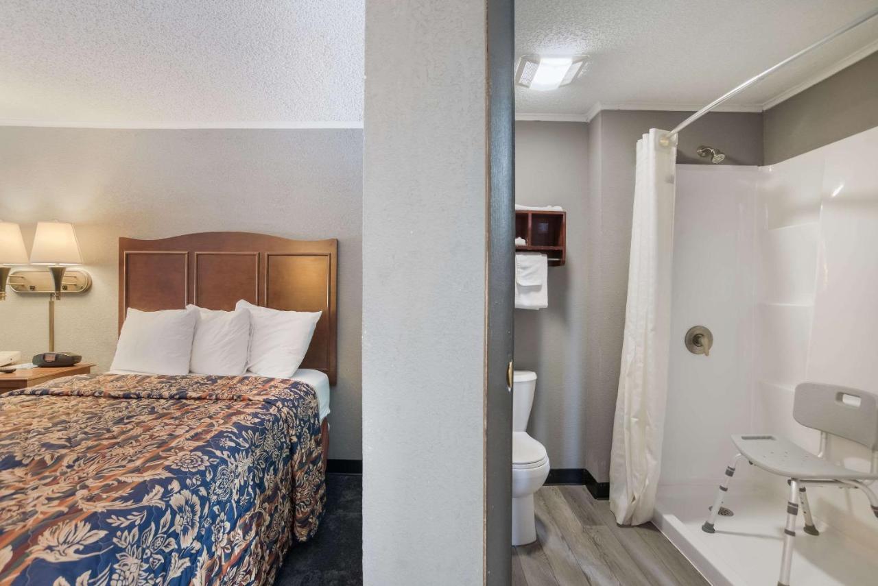 Rodeway Inn Carlisle Dış mekan fotoğraf